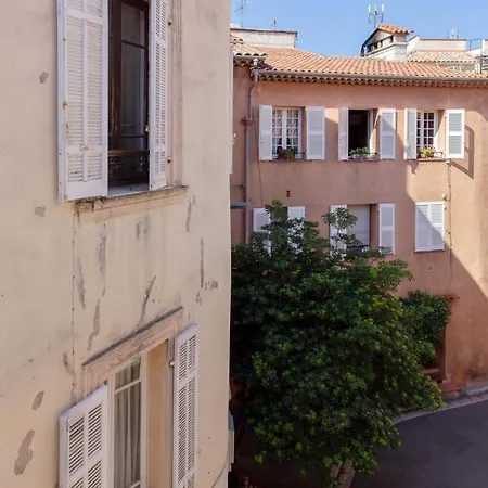 Beautiful Flat In The Old Town Of - Welkeys Apartment Antibes