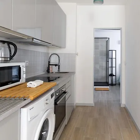 Beautiful Flat In The Old Town Of - Welkeys