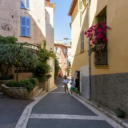 Beautiful Flat In The Old Town Of - Welkeys Apartment Antibes