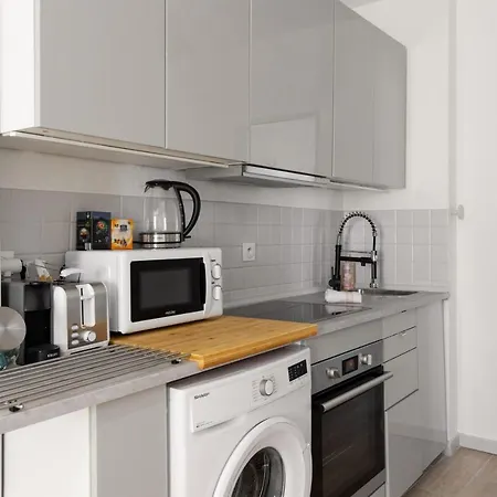 Apartment Beautiful Flat In The Old Town Of - Welkeys